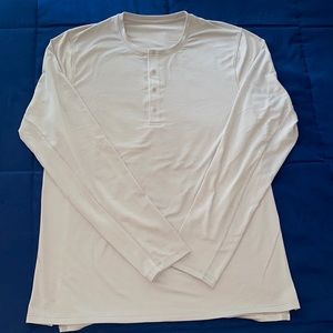 Lululemon Men’s Surge Long Sleeve Henley Medium
